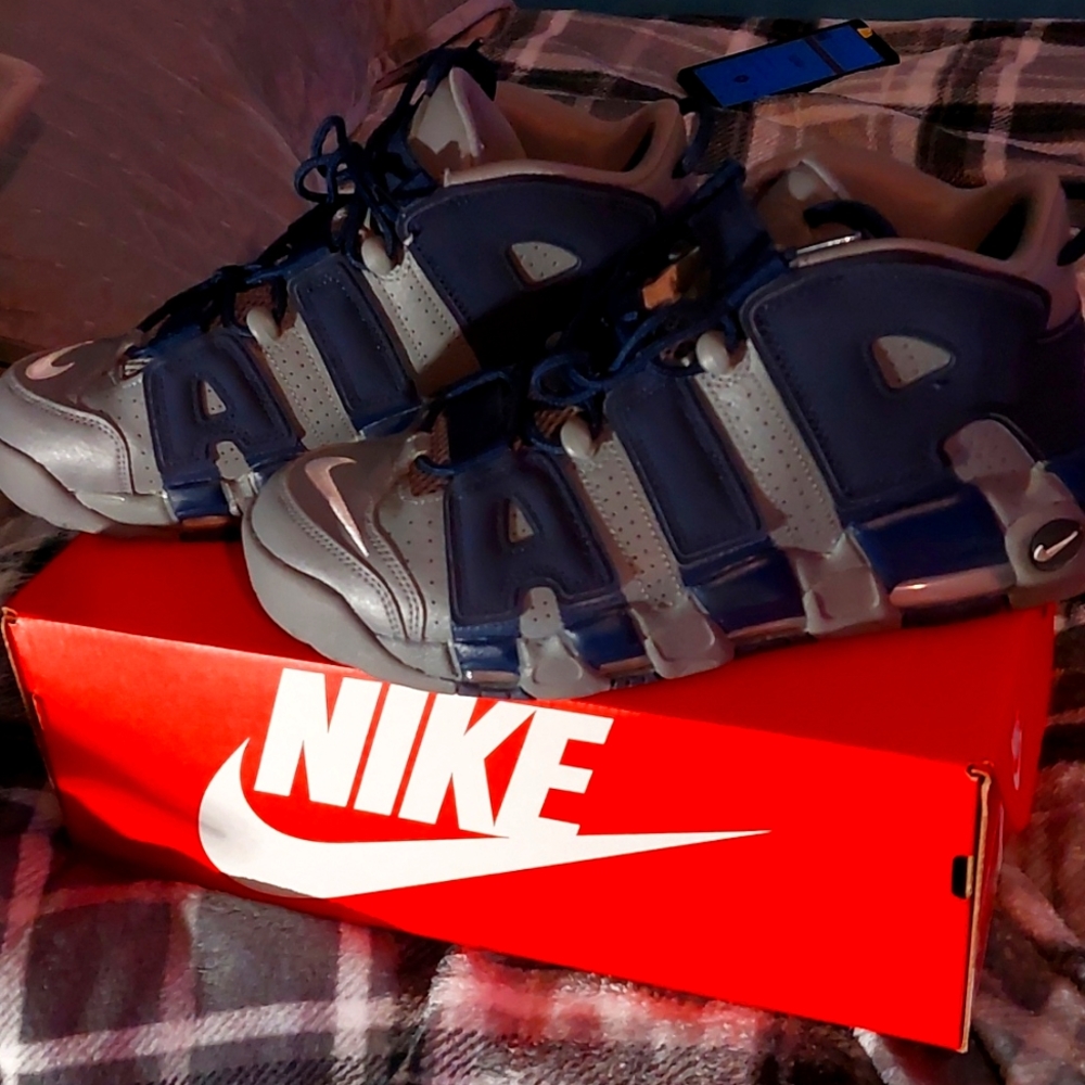 Mens size 10 shoes